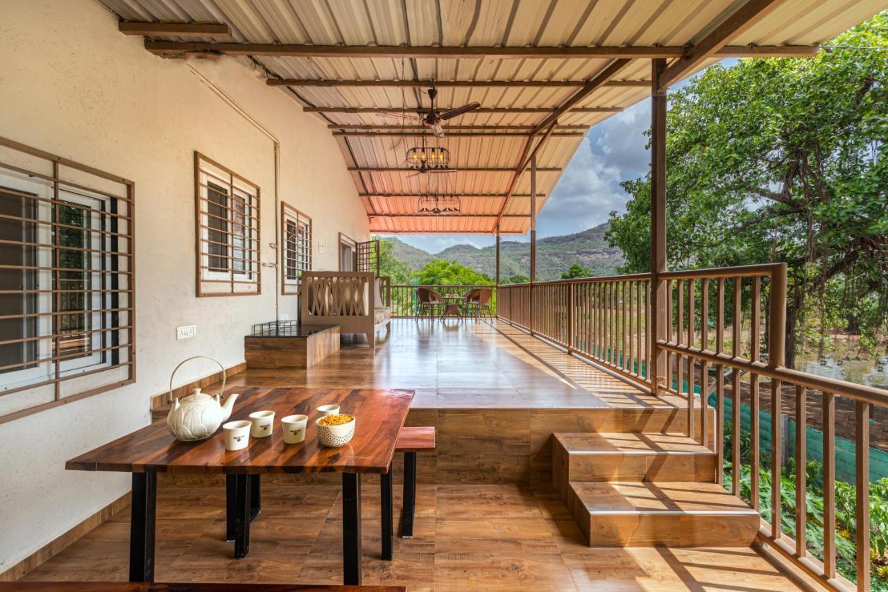 Saffronstays Vyom Farms คาร์จัต ภายนอก รูปภาพ