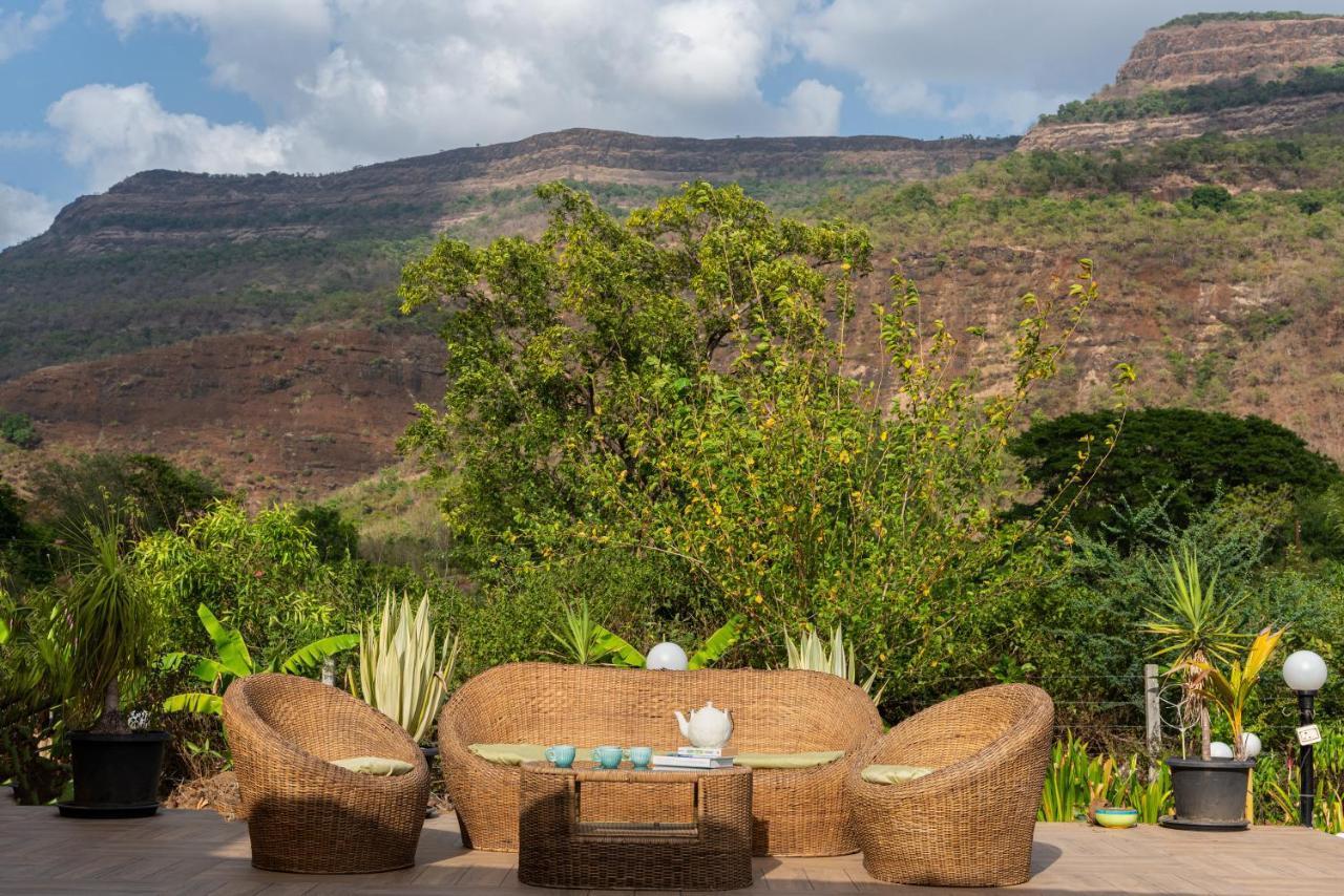 Saffronstays Vyom Farms คาร์จัต ภายนอก รูปภาพ