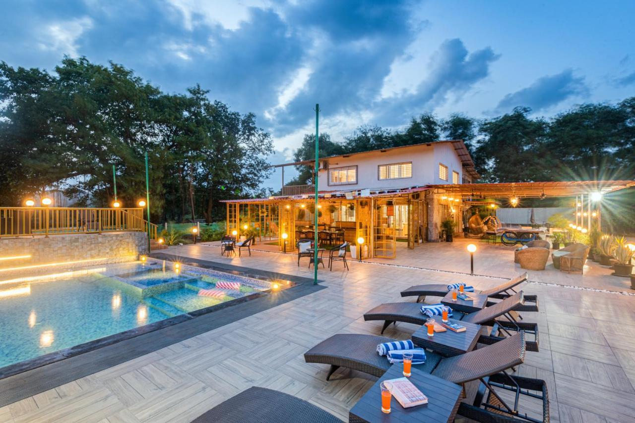 Saffronstays Vyom Farms คาร์จัต ภายนอก รูปภาพ