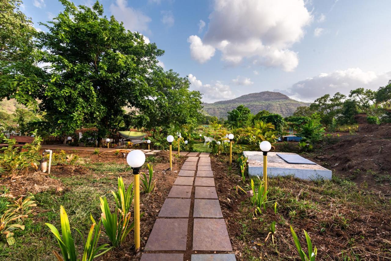 Saffronstays Vyom Farms คาร์จัต ภายนอก รูปภาพ