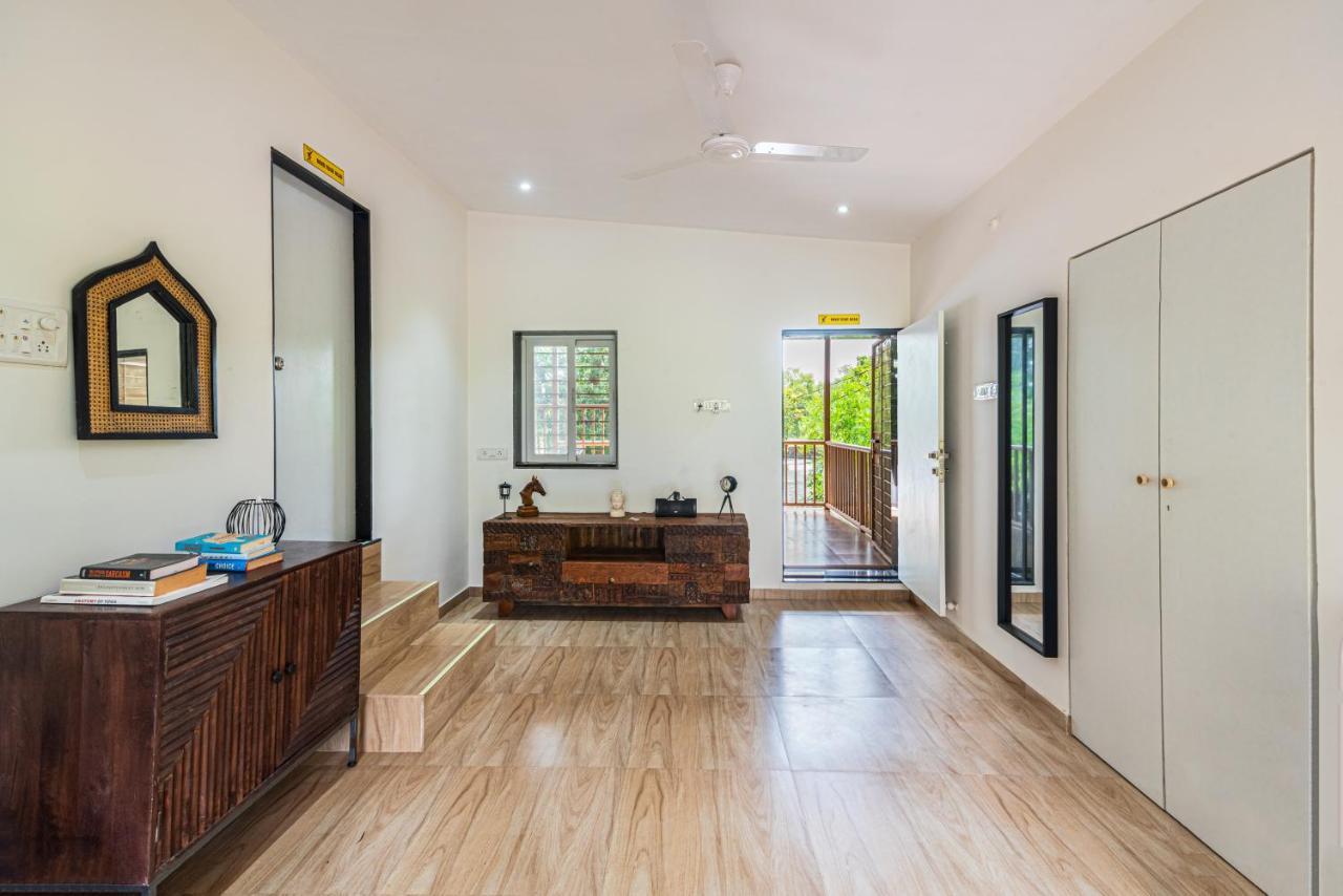Saffronstays Vyom Farms คาร์จัต ภายนอก รูปภาพ